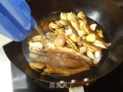 Make Dry-burned yellow fish step 13