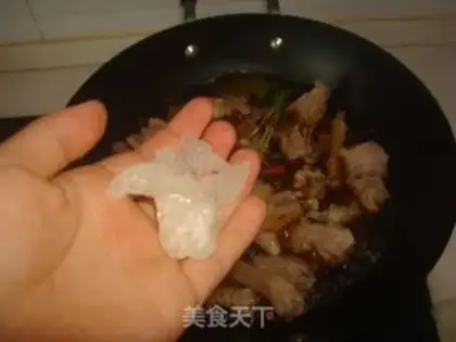 Make Secret chestnut stew step 4