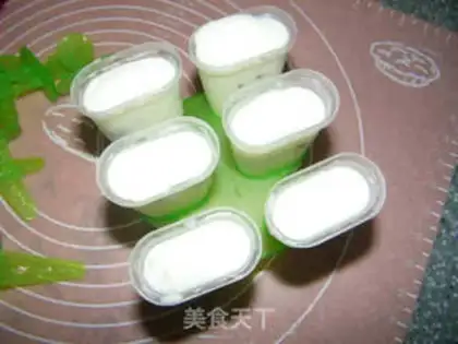 Make Yogurt cream ice cream step 4
