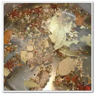 Make Five salted duck eggs step 1
