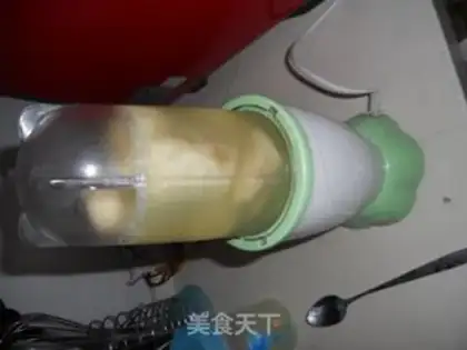 Make Banana shake step 2
