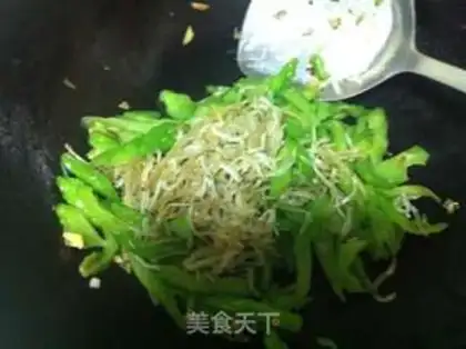 Make Silverfish, bitter melon step 5