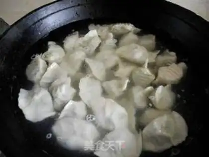 Make Cream and pork dumplings step 14