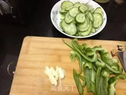 Make Clear the cucumber step 1