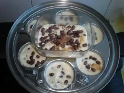 Make Red bean chocolate cake step 6