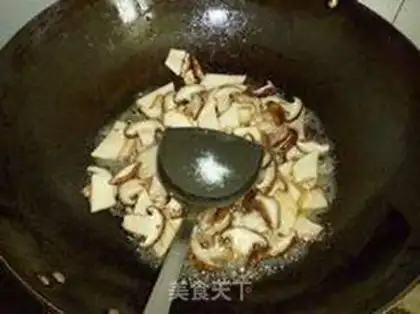 Make Clear the mushrooms step 4