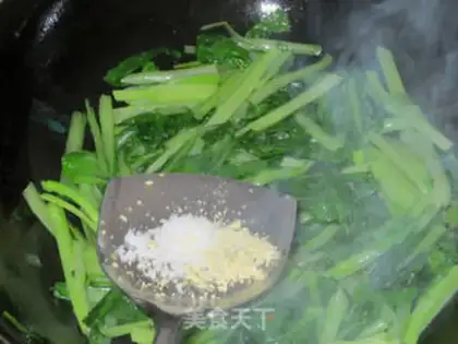 Make Garlic cabbage step 3