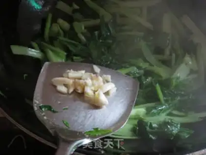 Make Garlic cabbage step 4