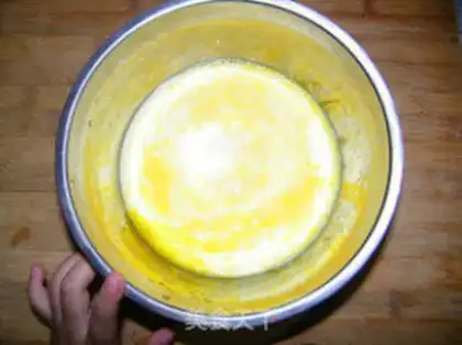 Make Vanilla egg cream step 1