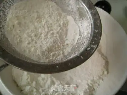 Make Pink heart cake step 2