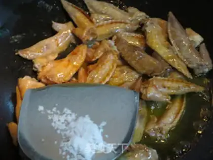 Make Red wing roots step 6