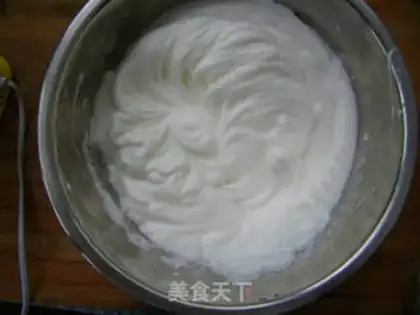 Make Cherry ballcake step 4