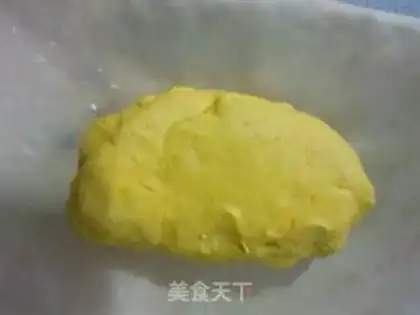 Make Cheese pumpkin ball step 4