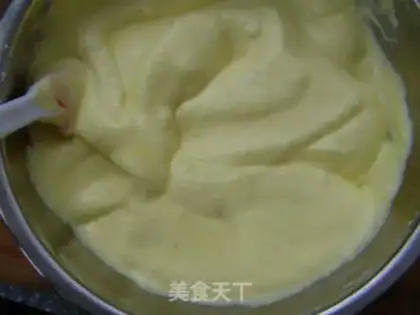Make Cherry ballcake step 11