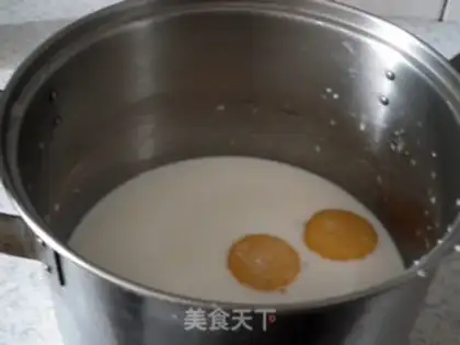 Make Grenade ice cream step 2