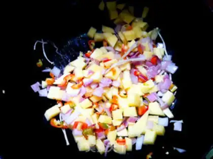 Make Thai curry eggs step 1