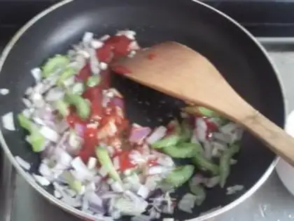 Make Eggs, Seats step 1