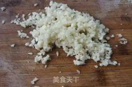 Make Garlic fan floss step 3