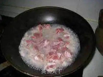 Make Red bean powdered bone soup step 1