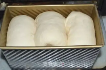 Make Chinese white toast step 12