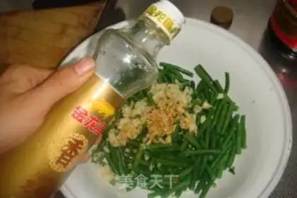 Make Garlic beans step 7
