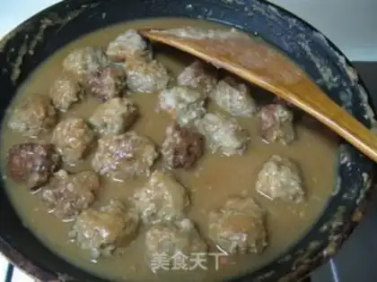 Make Swedish meatballs step 9