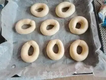 Make The salad sauce, the intestine bag step 12