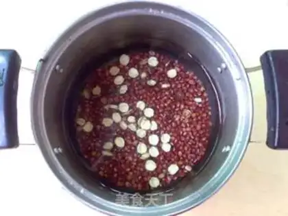Make The Red Lotus lilies step 5