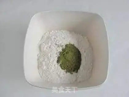Make Green tea pie step 3