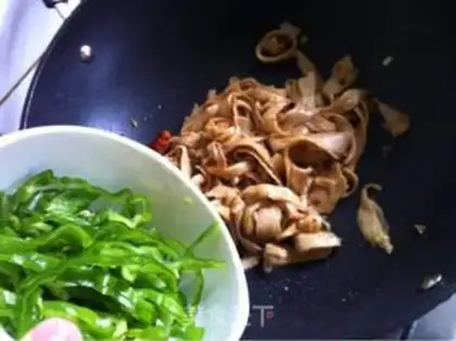 Make Pepper sauce for the pasta step 6