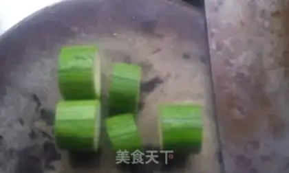 Make Rolling melons step 1