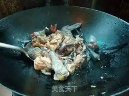 Make Silver ear chicken soup step 5