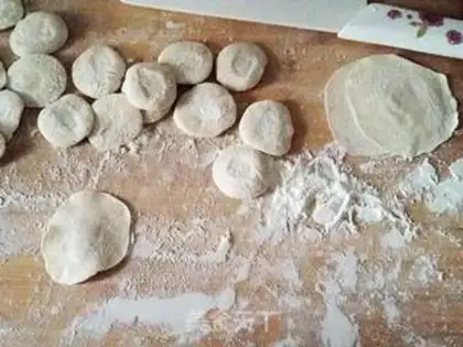Make White Lotus broad moon cake step 8