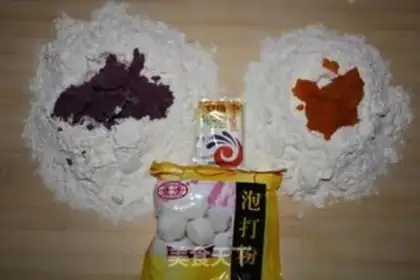 Make Colored rose rolls step 3