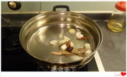 Make Pumpkin with the tail bone step 6