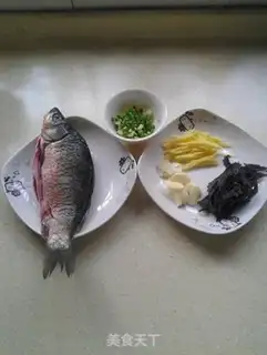 Make Fresh fish soup step 0