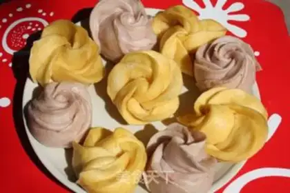 Make Colored rose rolls step 18