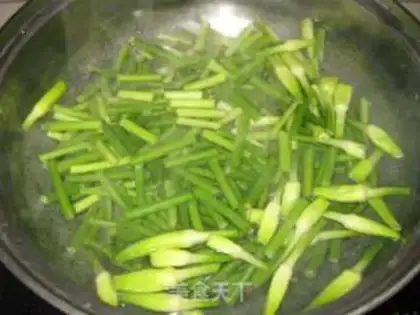 Make Garlic fried meat step 2