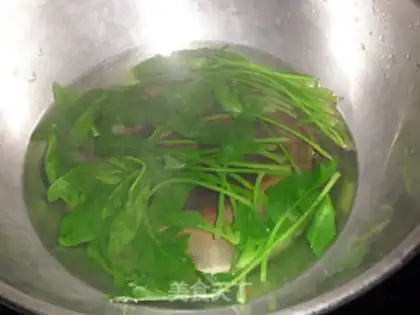 Make Spinach eggcake step 1