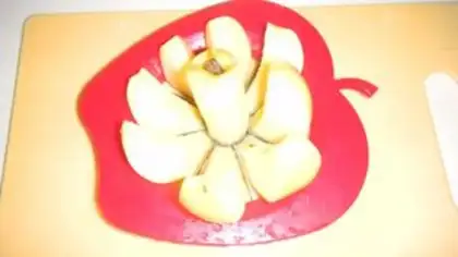 Make Yogurt apple salad step 1