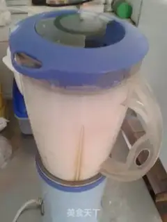 Make Peanut coconut rice paste step 3