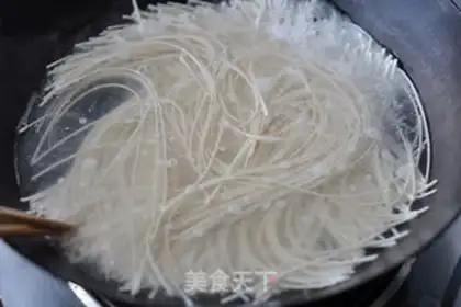 Make Fried noodles step 1