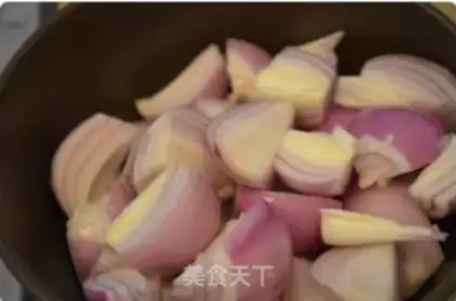 Make Homemade pepper oil step 4