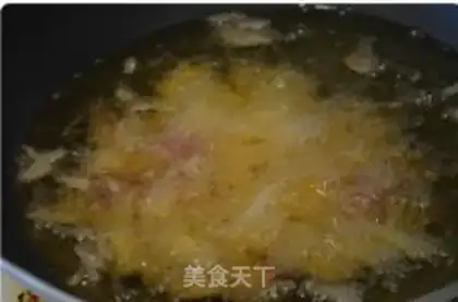 Make Homemade pepper oil step 5
