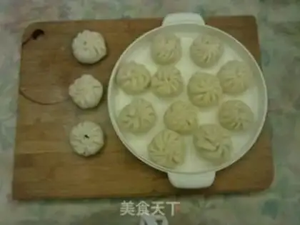 Make A cabbage bun step 7