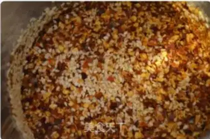 Make Homemade pepper oil step 8