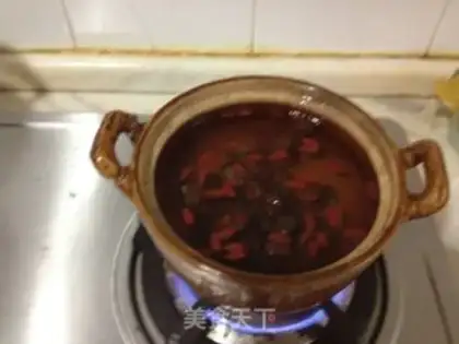 Make Quaffle, red sugar soup step 1