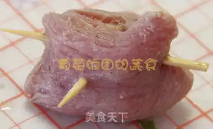 Make The ridge, the melon roll step 12