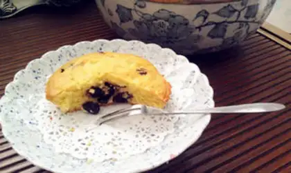Make Cranberry blueberry jam cake step 8