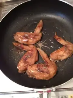 Make The pans are roasted wings step 4
